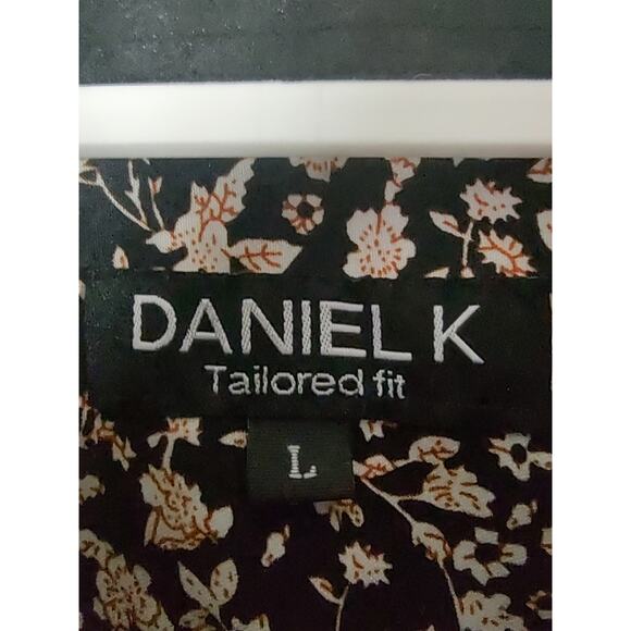 Daniel K. Men's Long Sleeve Tailored-Fit Ditsy Floral Print Button-Up Shirt Lrg - Picture 4 of 10